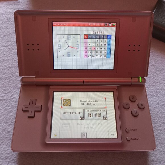 Pink Nintendo DS Lite System With Box - Picture 3 of 5